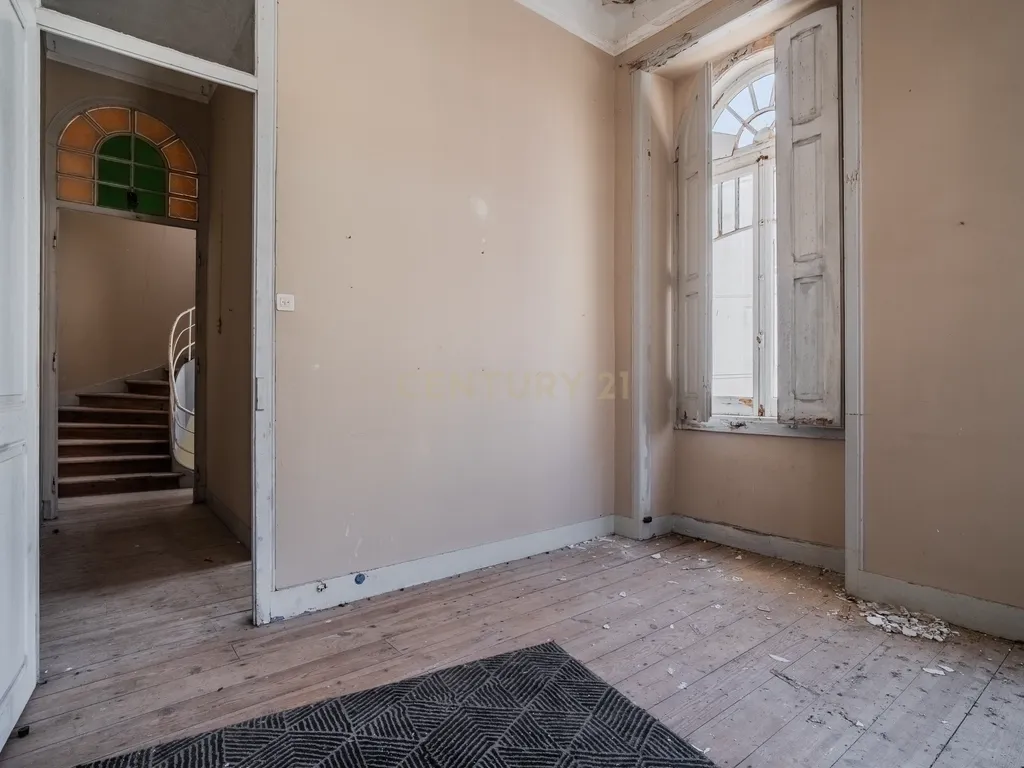 PRÉDIO PARA RECUPERAR, NO CENTRO HISTÓRICO DE PENICHE - Image 15