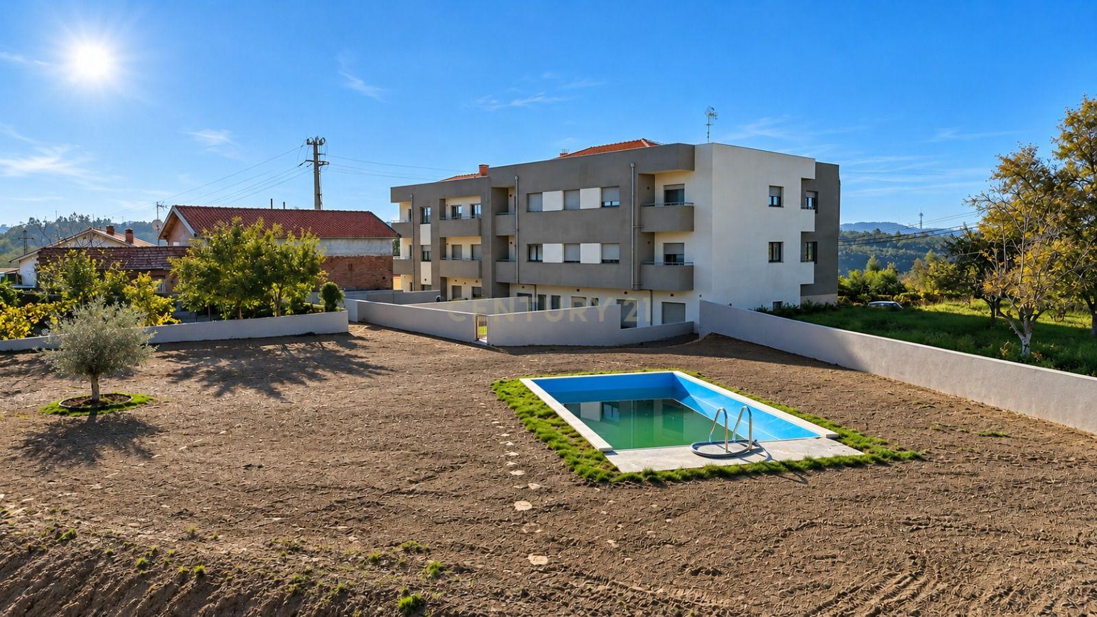 Apartamento T2 em Foz do Sousa e Covelo, €320.000