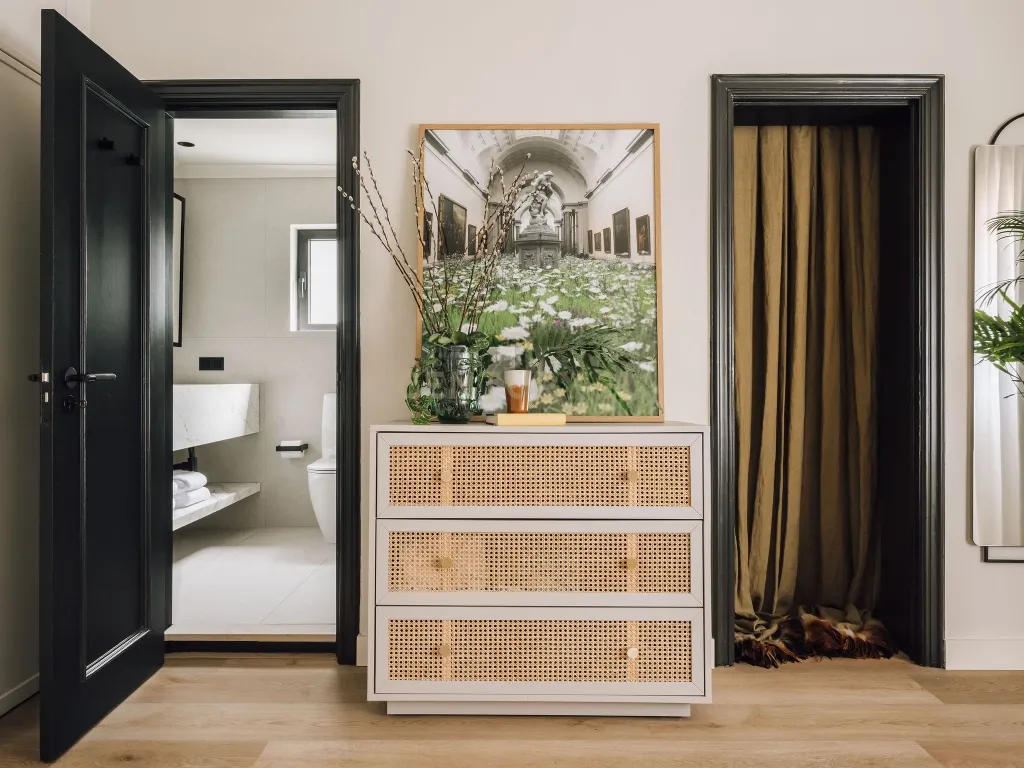 Apartamento T3 no Centro de Cascais com Licença de Alojamento Local - Image 10