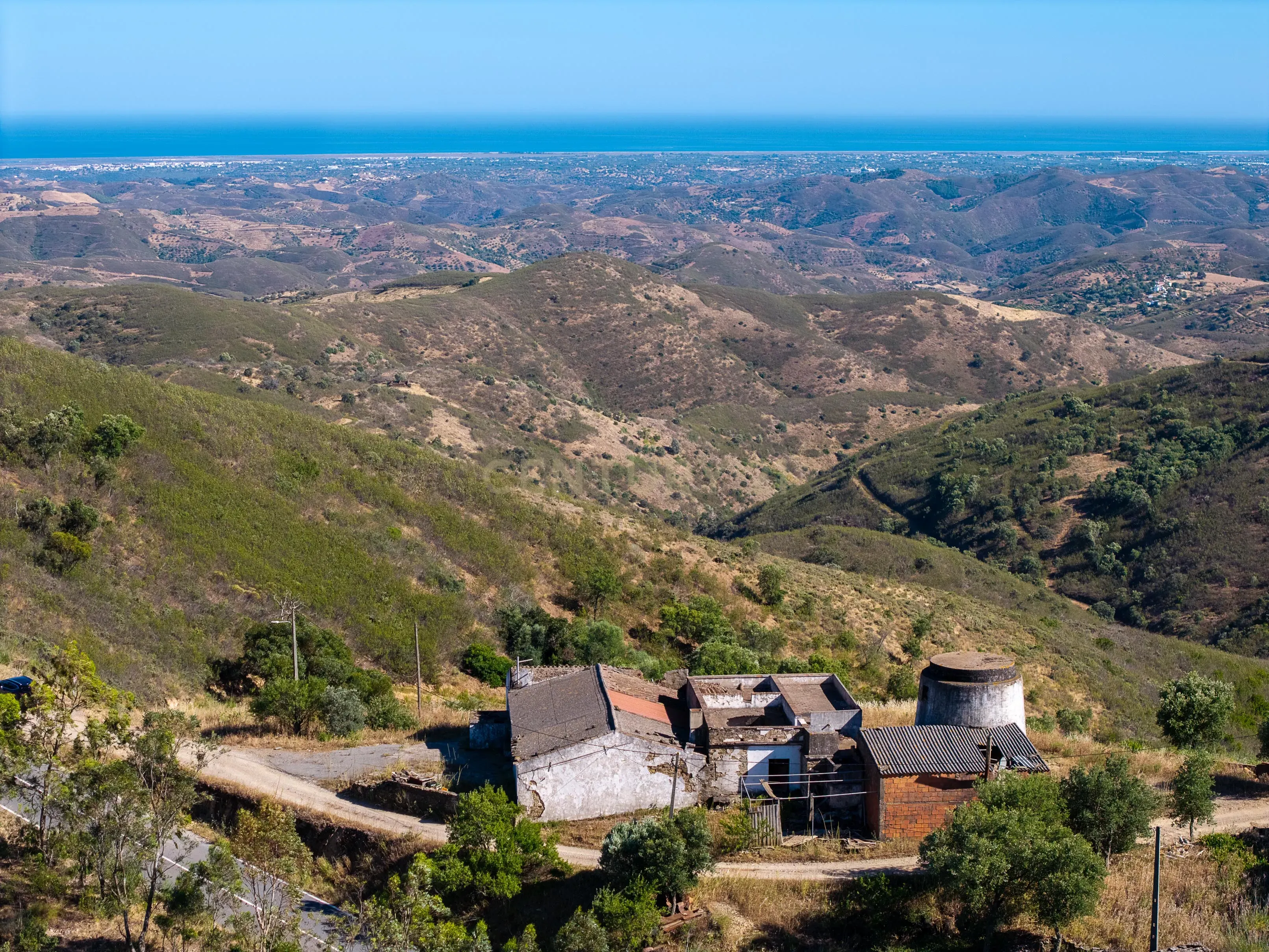Fotografia 3 de Terreno Misto com Projeto de Turismo Rural e Vista Panorâmica de Mar e Serra – Santa Catarina da Fonte do Bispo, Tavira
