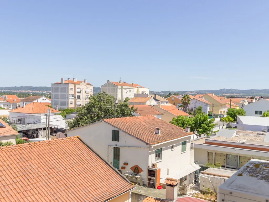 Apartamento T2 na Quinta do Conde - Image 20