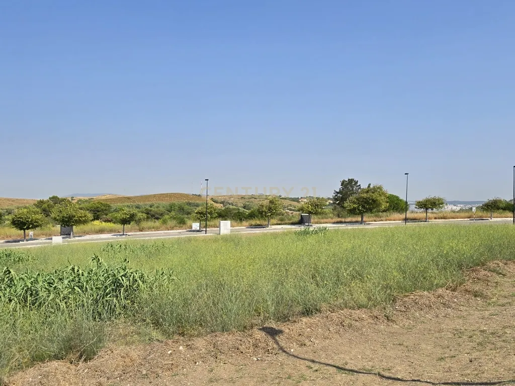 752 m² de Exclusividade num Novo Condomínio na Aldeia dos Capuchos. - Image 21