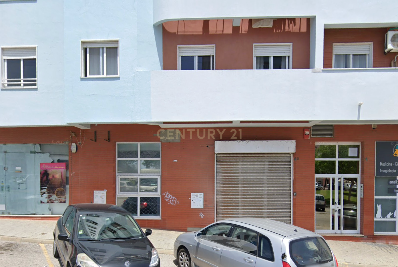 Loja com 68m2 em Santa Marta, Corroios - Image 4