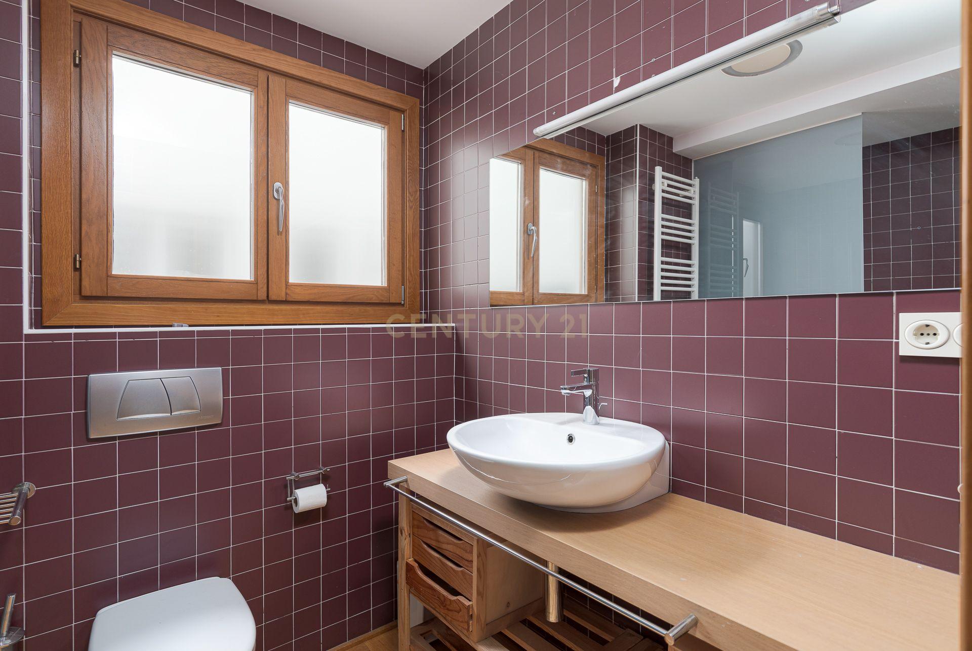 Apartamento Renovado com Vista Panorâmica em Gipuzkoa - Image 21