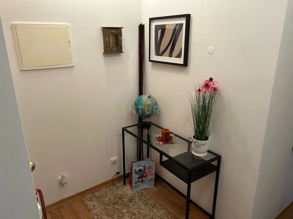 Excelente apartamento T2 para arrendamento - Image 1