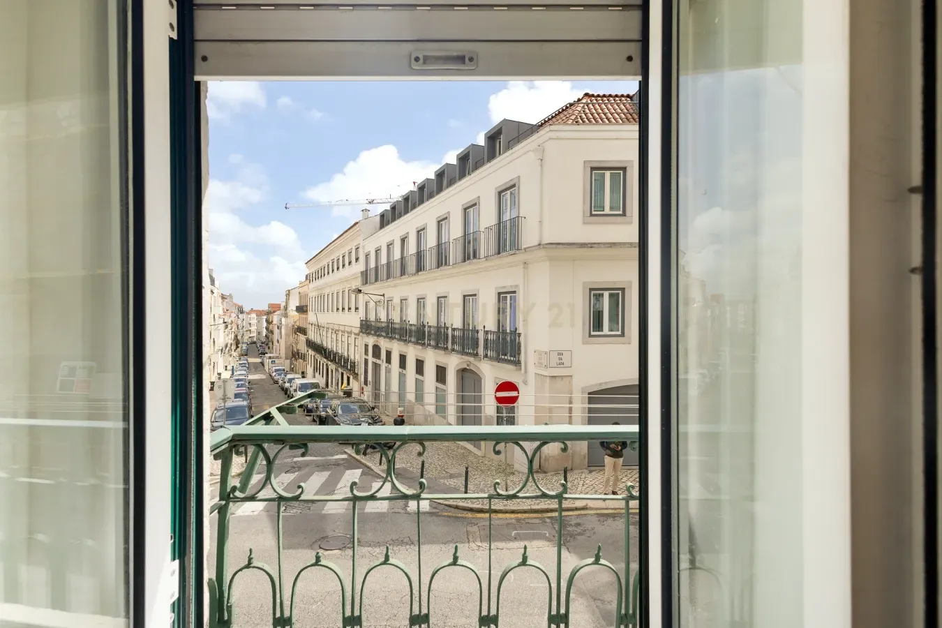 Apartamento T1 na Lapa – Lisboa | 1º Andar em prédio tradicional - Image 5
