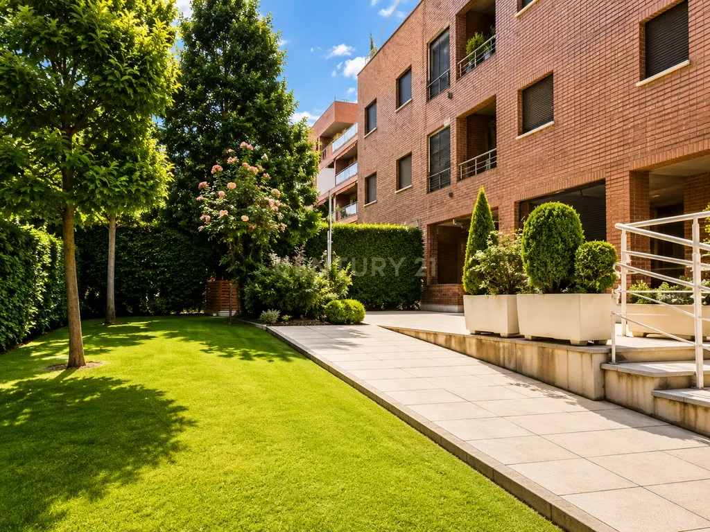 Apartamento familiar de 4 quartos junto à Avenida de Europa, com varanda, piscina e jardim comunitário - Image 26
