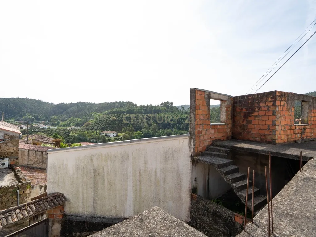 Moradia para reconstrução - Semide - Image 8