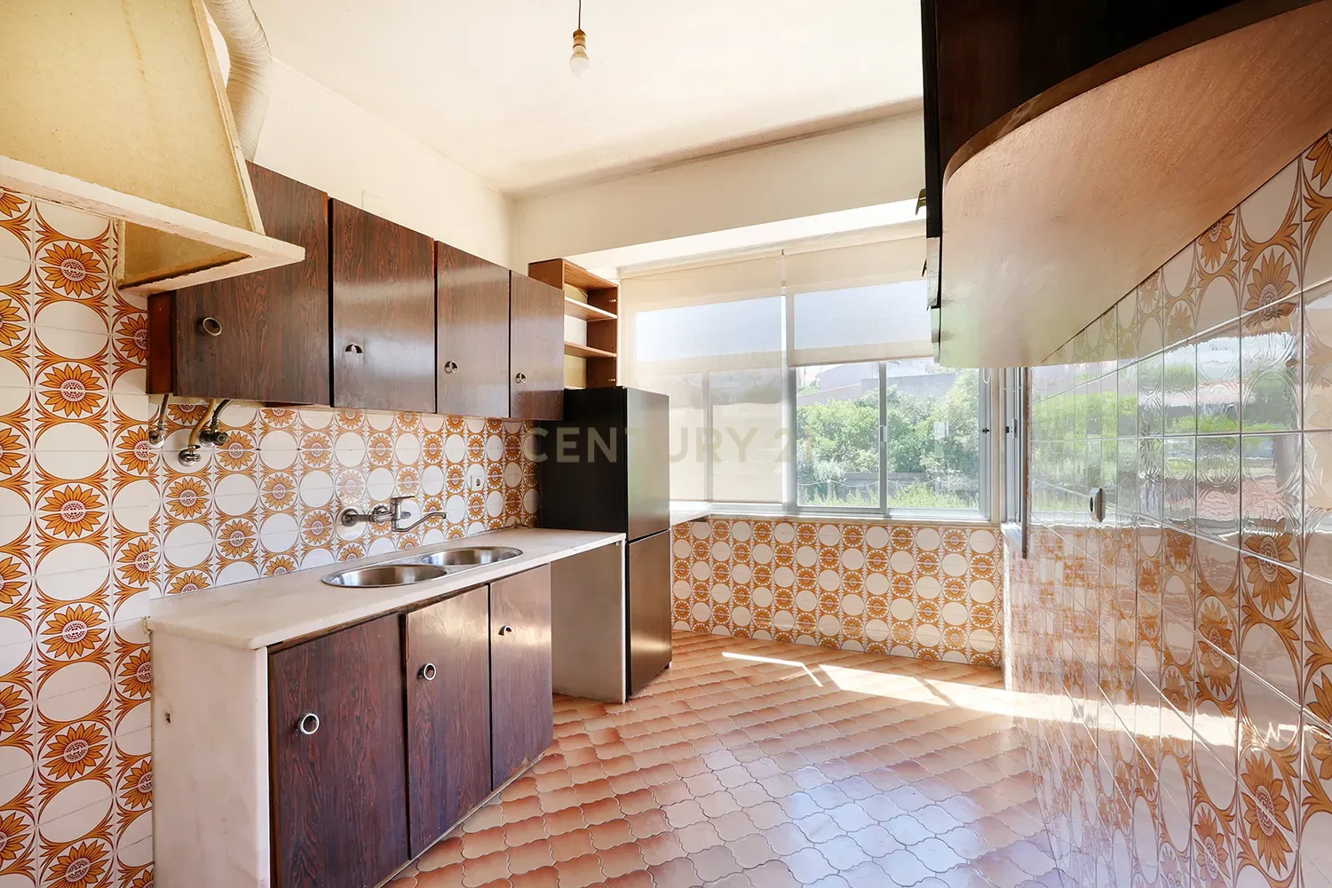 Fotografia 5 de Apartamento T2 com excelente localização entre Mercês e Mem Martins.