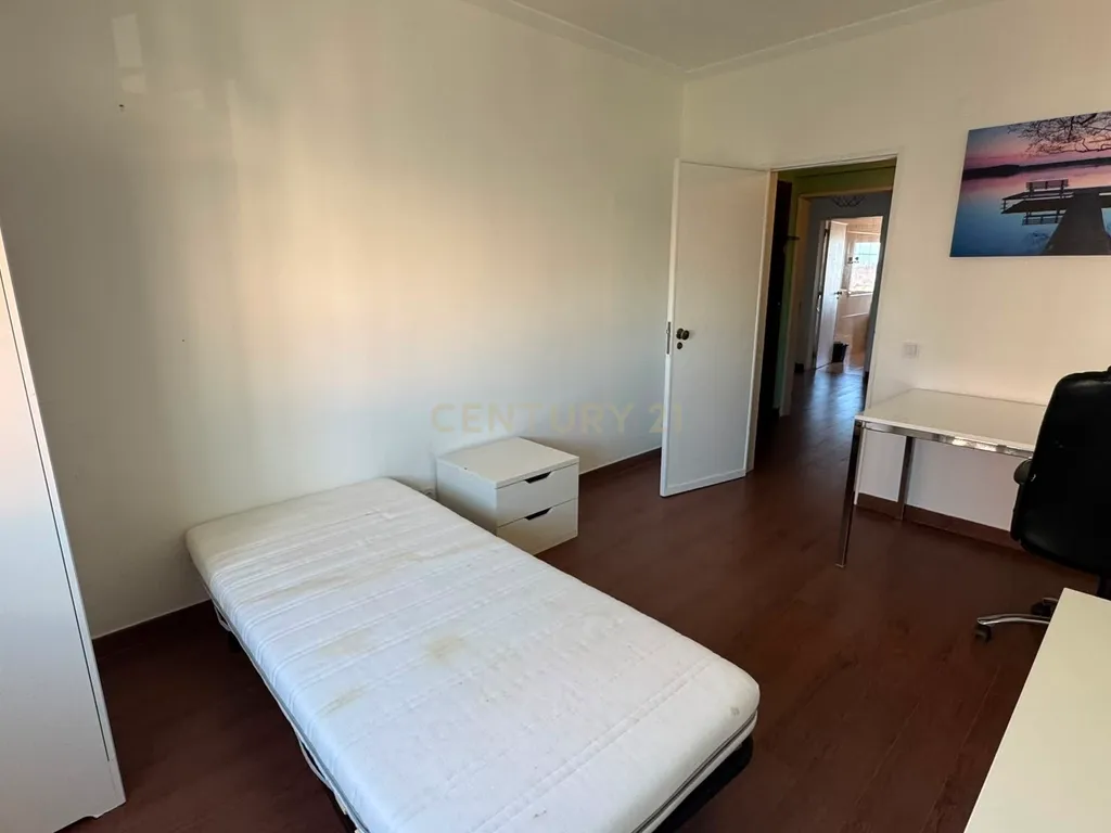 Apartamento T4 para Arrendamento | Mina de Água – Amadora - Image 7