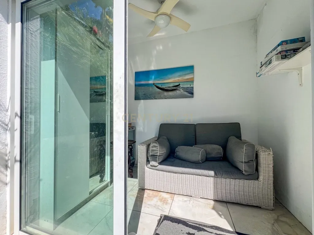 Elegante moradia de 3 quartos com vista para o mar em Costalita, Marbella - Image 21