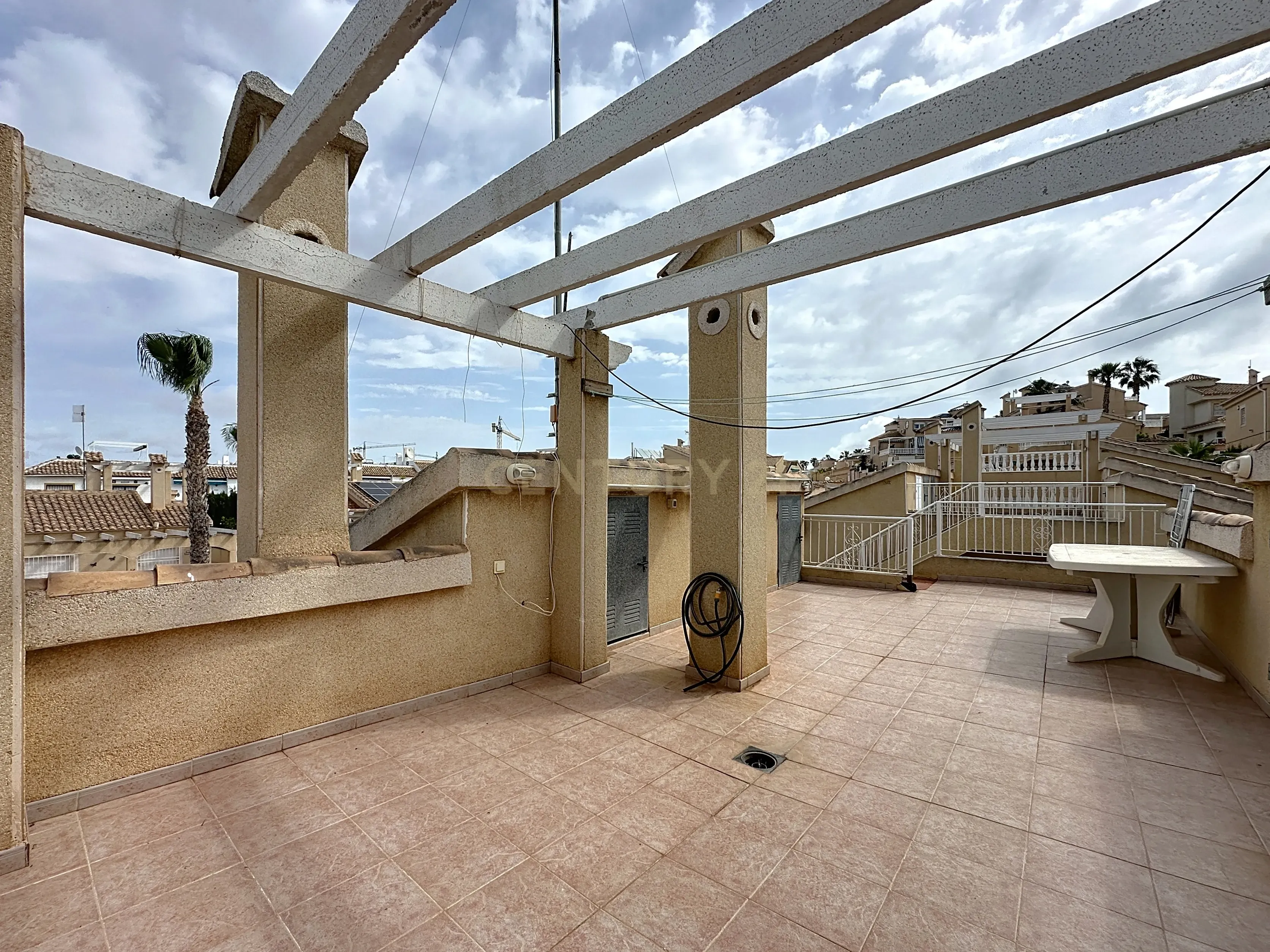 Encantadora moradia com piscina em La Florida – Orihuela Costa - Image 17