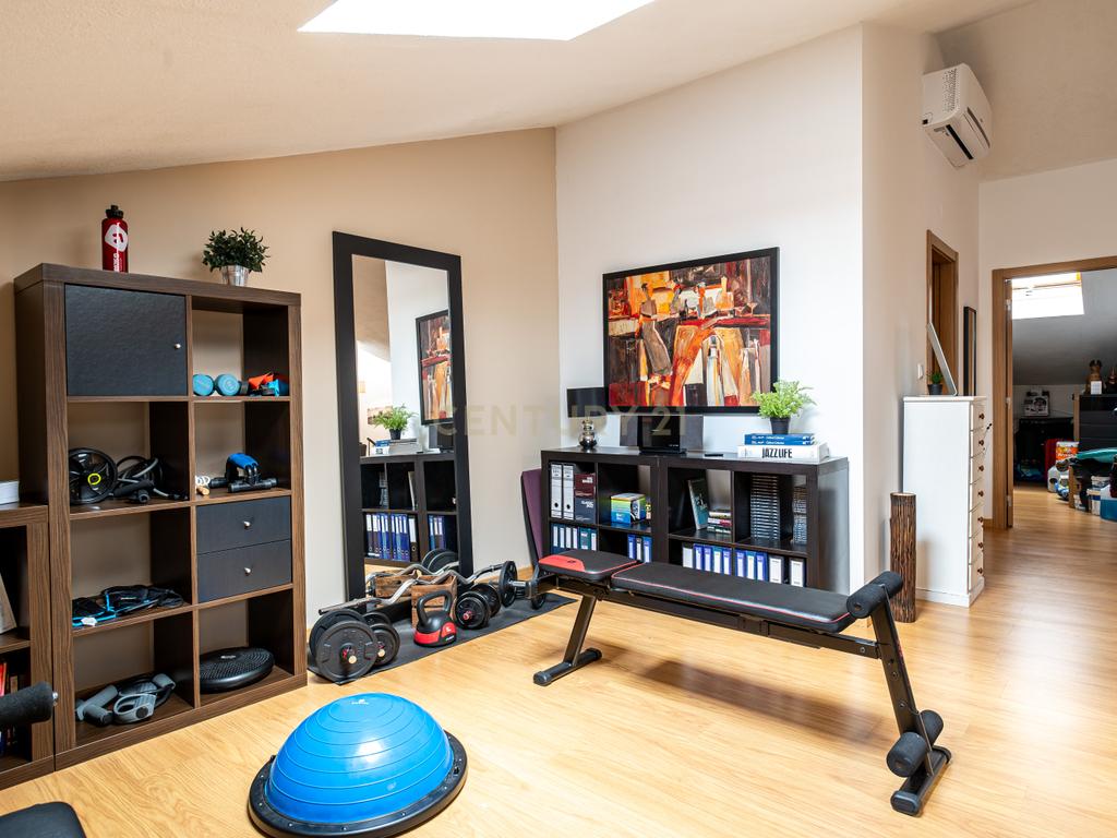 Apartamento T3+1 com Sótão de 100m² na Abrunheira – Oportunidade Única!   - Image 37