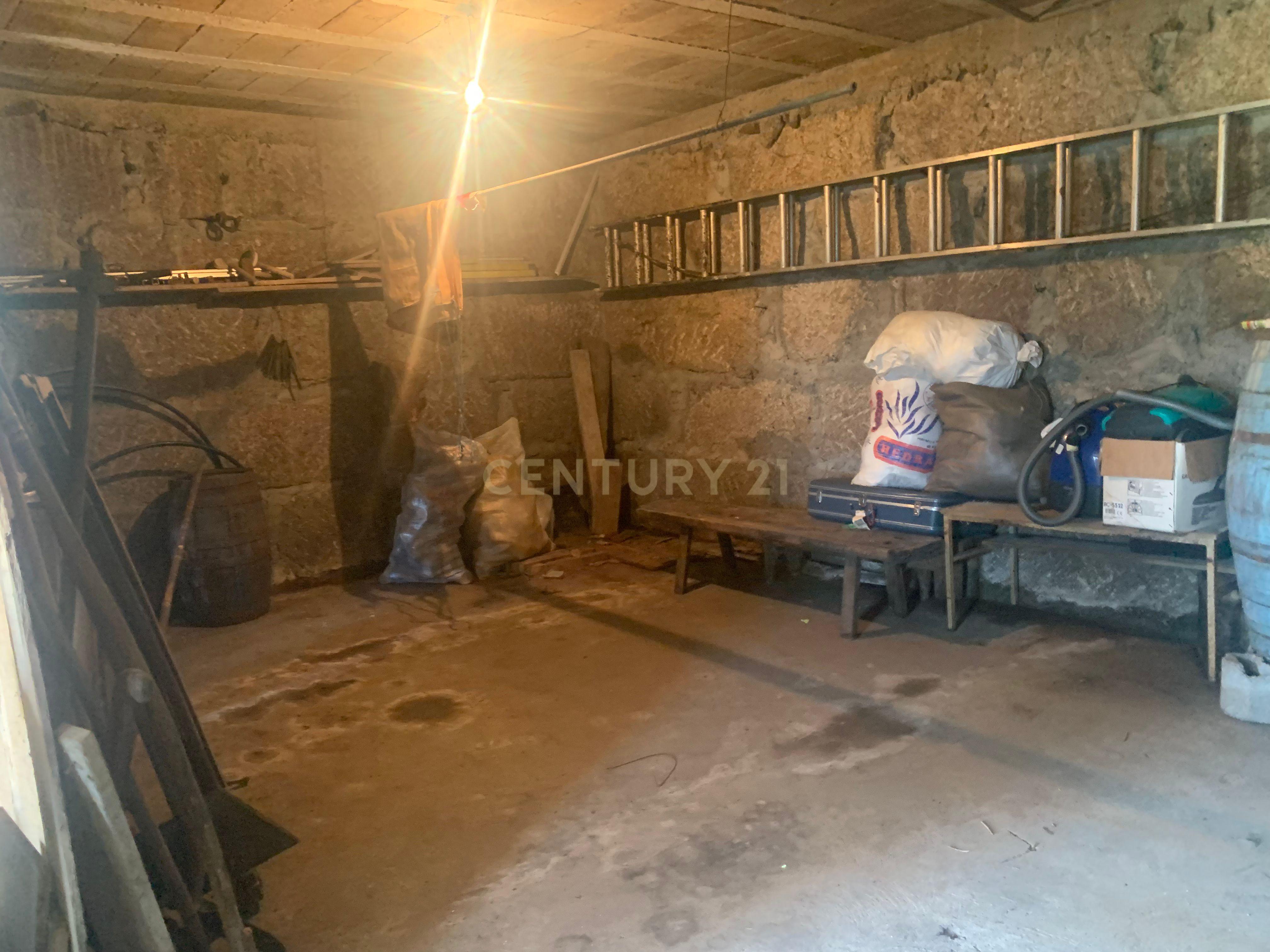 Casa pronta a habitar com garagem e terreno – a 2 km do Rio Rabagão - Image 22