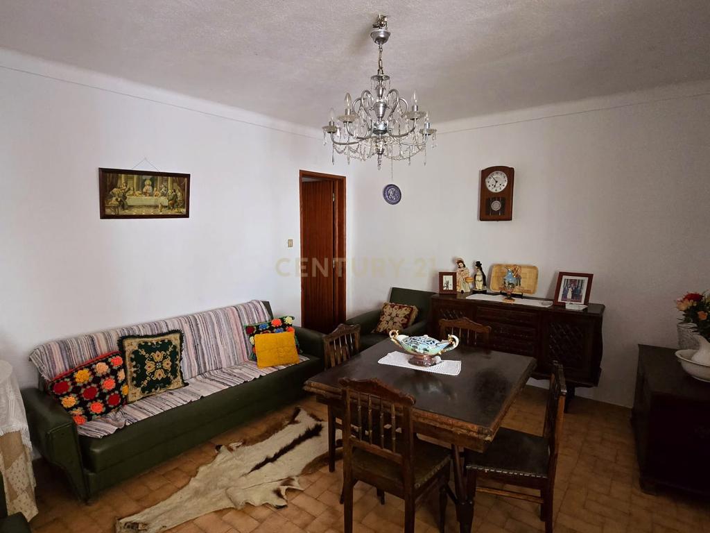 Moradia com Vista Desafogada e Potencial para Duas Habitações Independentes – Ilhas, Arraiolos Évora - Image 38