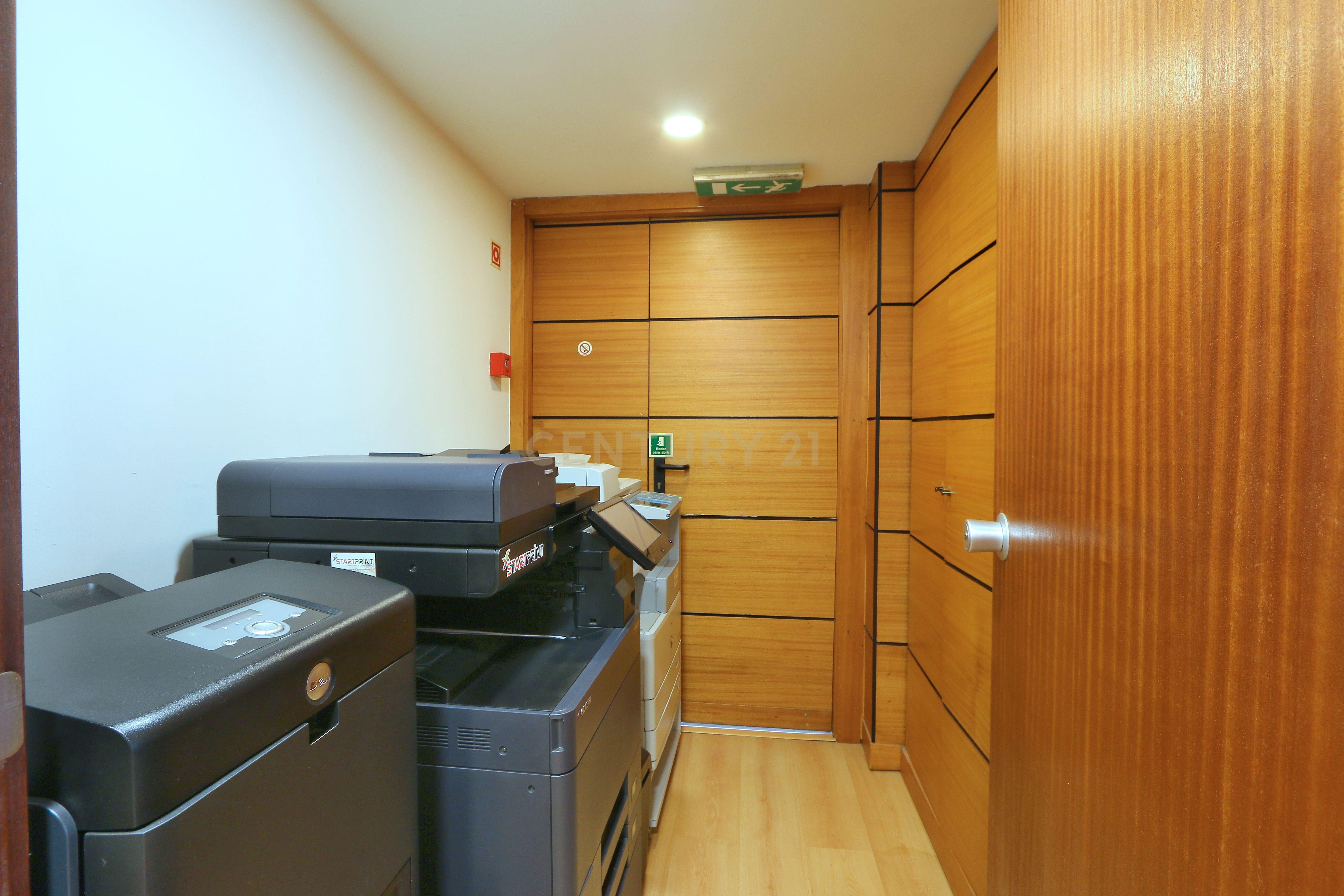 Escritório de 276 m² no Centro Empresarial de Telheiras – Lisboa - Image 34
