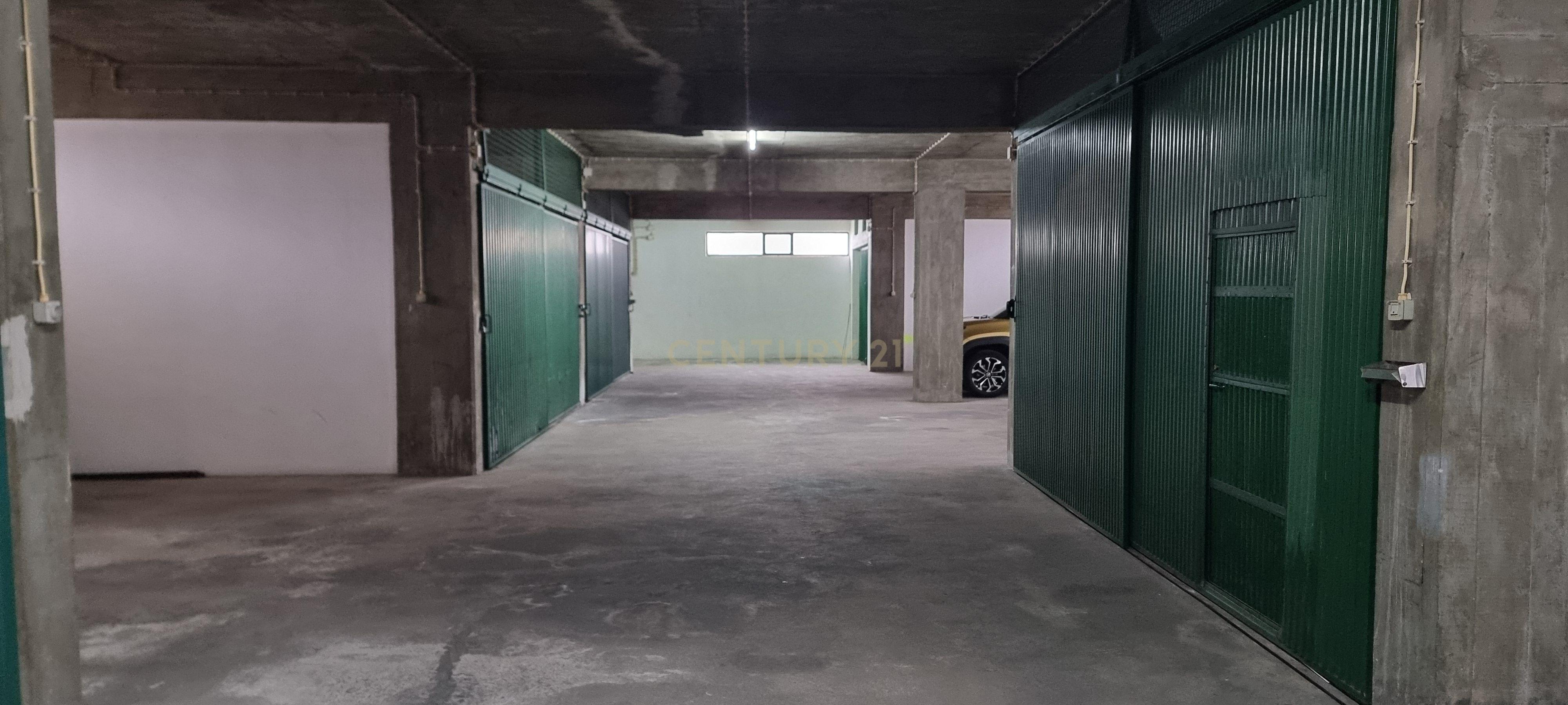 Garagem Box em Praia Santa Cruz, Torres Vedras - Image 5