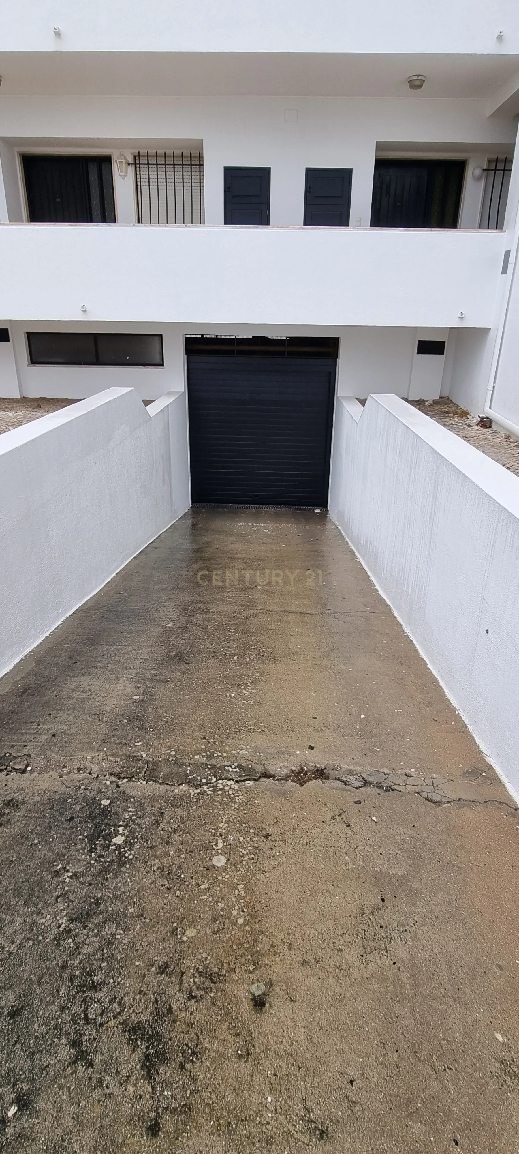 Garagem Box em Praia Santa Cruz, Torres Vedras - Image 1