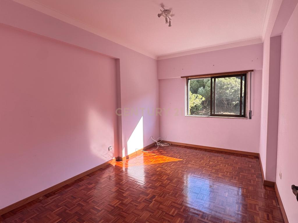 Apartamento T2 à venda na Agualva-Cacém - Image 11