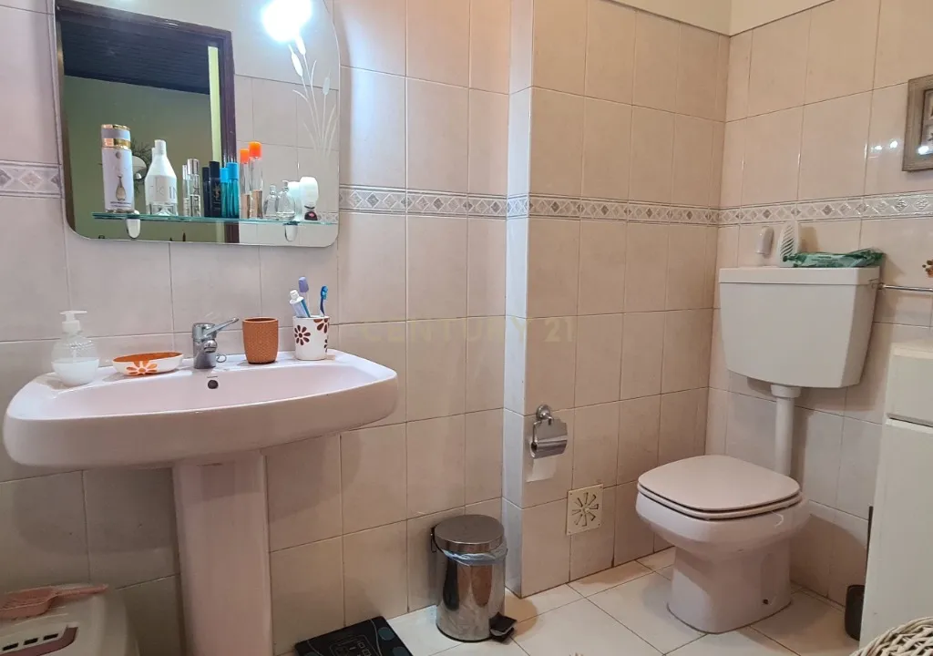 T3 Espaçoso em Excelente Localização- Quinta do Conde - Image 11