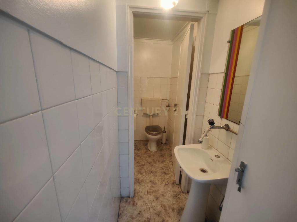 Loja de Cabeleireiro em Queluz - Excelente Oportunidade! - Image 12