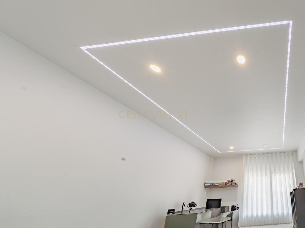 Apartamento T3 em Carnaxide, Lisboa - Image 37