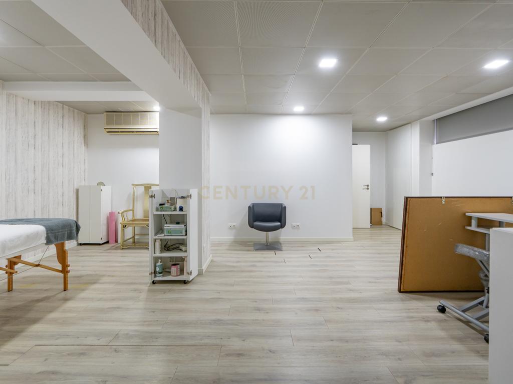 Loja em Lisboa na Avenida João XXI - Image 9