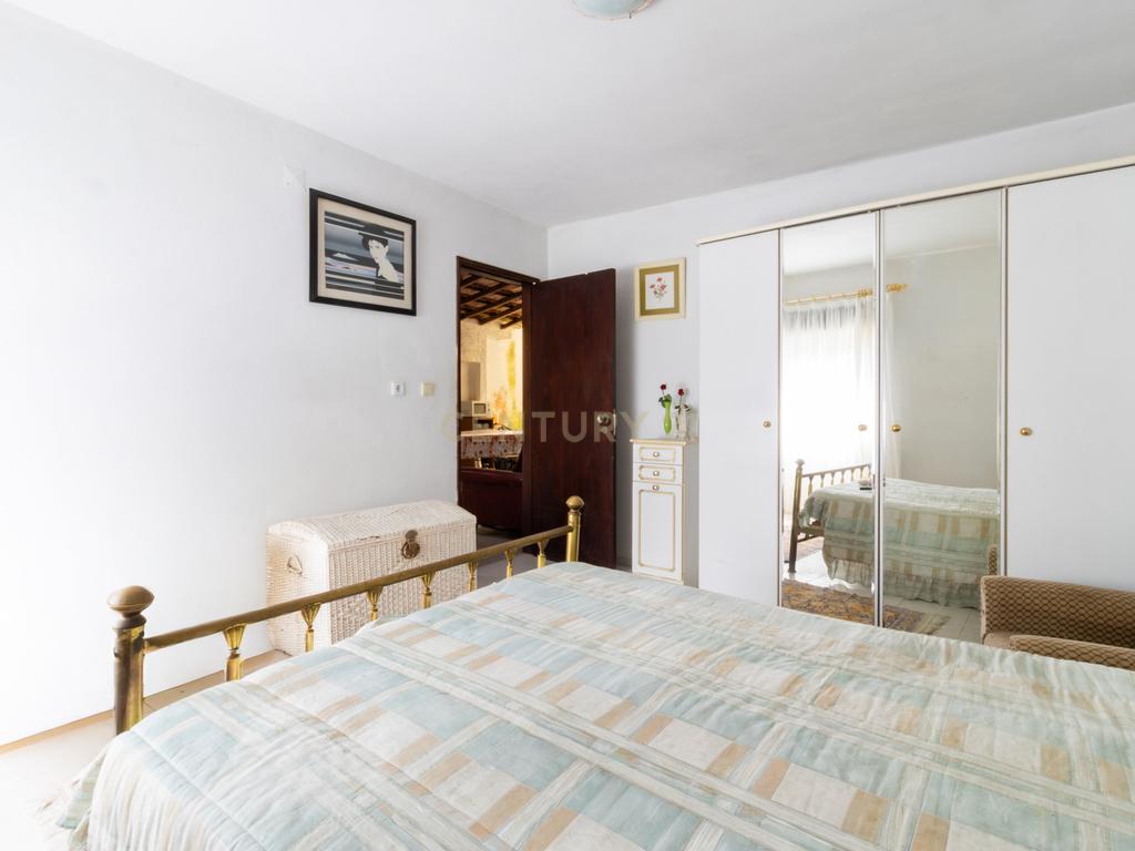 Moradia T3 Térrea com Espaço Exterior – Centro da Vila de Vieira de Leiria - Image 6