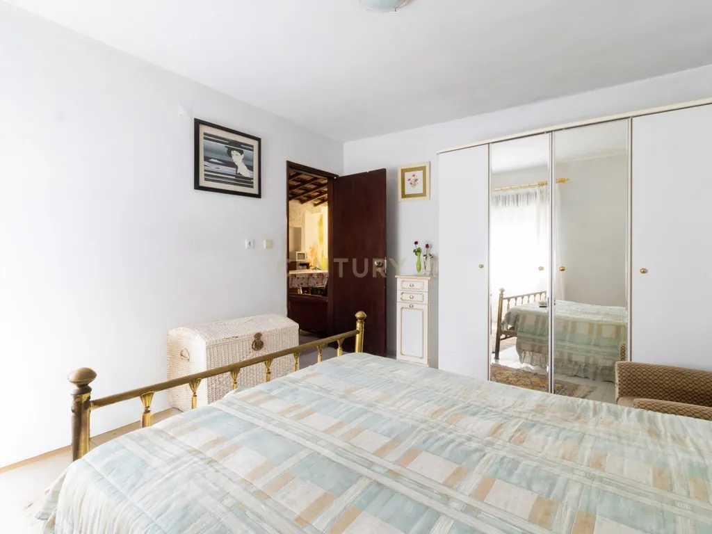 Moradia T3 Térrea com Espaço Exterior – Centro da Vila de Vieira de Leiria - Image 6