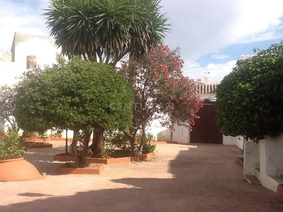 🏡 Encanto andaluz no coração da região: Casa histórica em Humilladero (Málaga) - Image 8