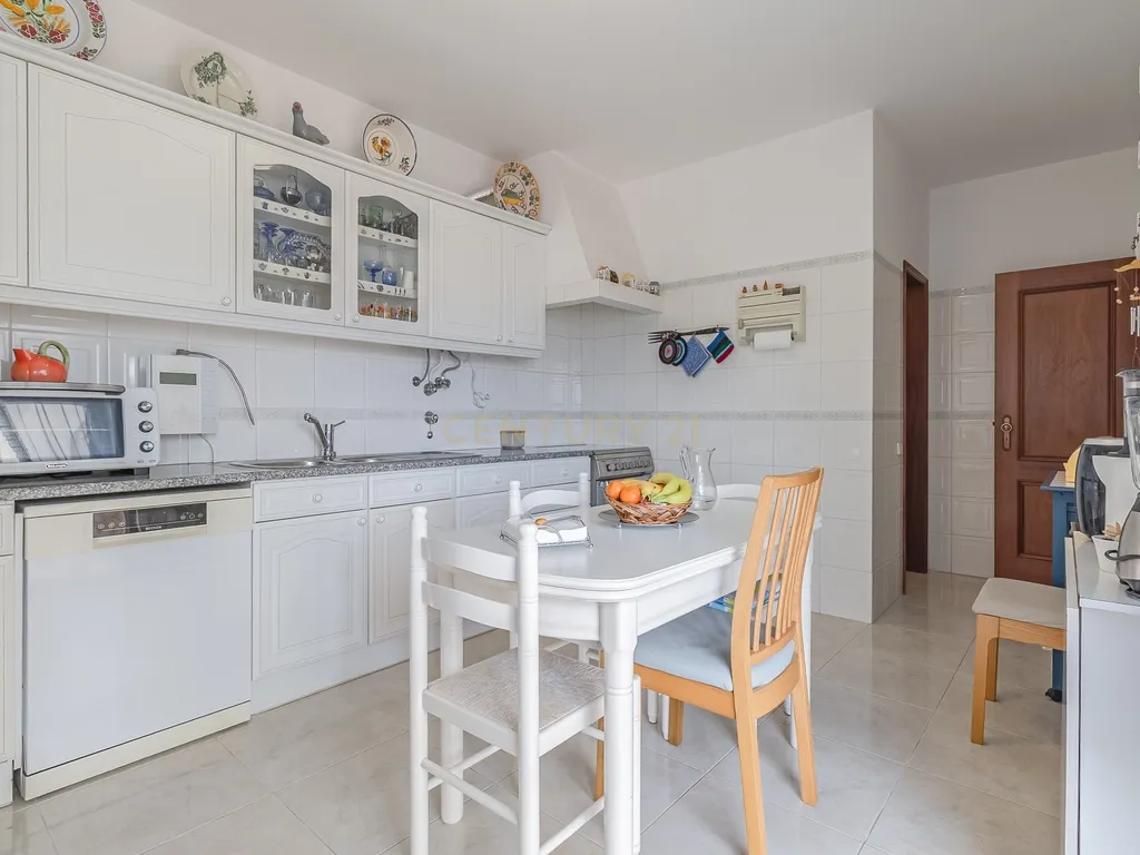 Apartamento T2 para Venda em Lagos - Image 8