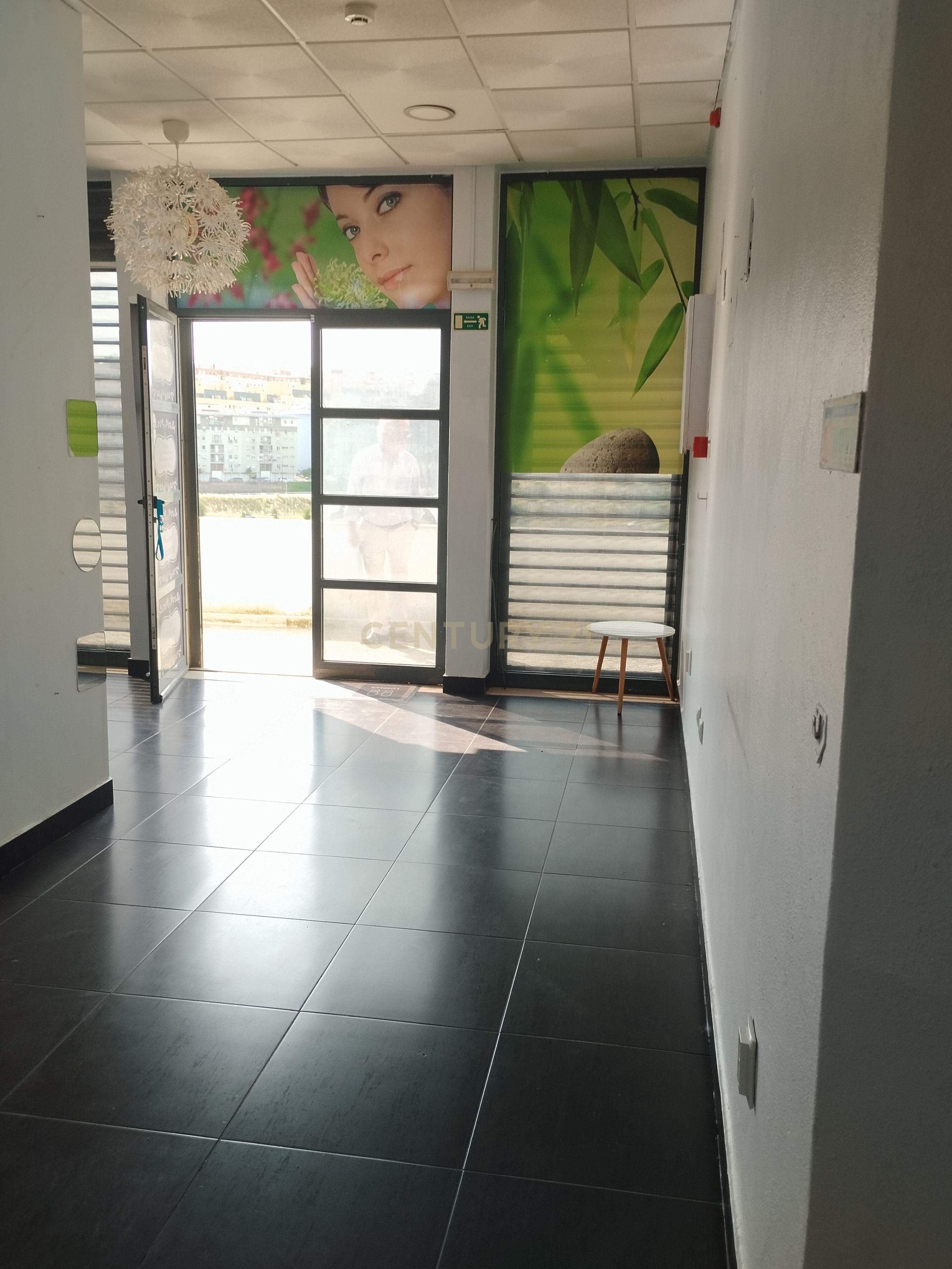 Loja Lisboa/Marvila Excelente Localização e Acessibilidade - Image 12