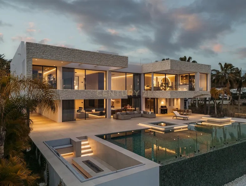 Villa Opal: Uma Obra-Prima de Elegância Moderna com Vistas Panorâmicas em La Alquería - Image 10