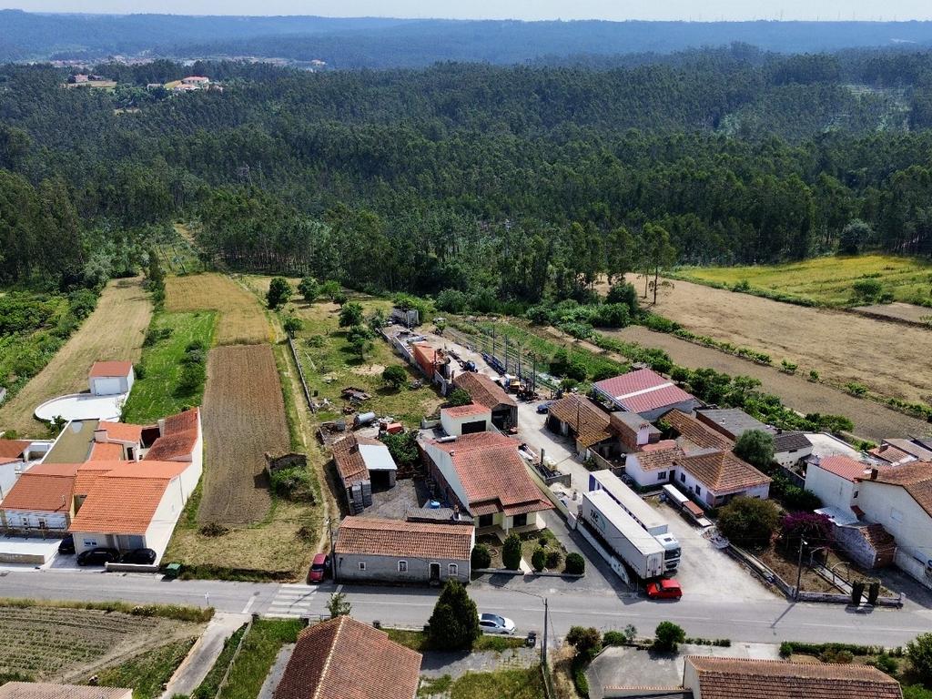 Moradia  em Calvete, Alqueidão, Figueira da Foz, Coimbra com Jardim e Boa Exposição Solar - Image 18