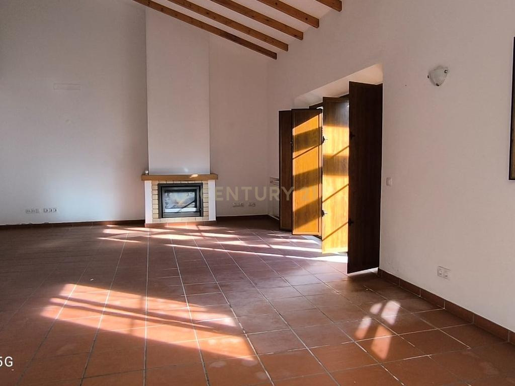 Moradia T2, em banda com terraço e jardim - Image 21