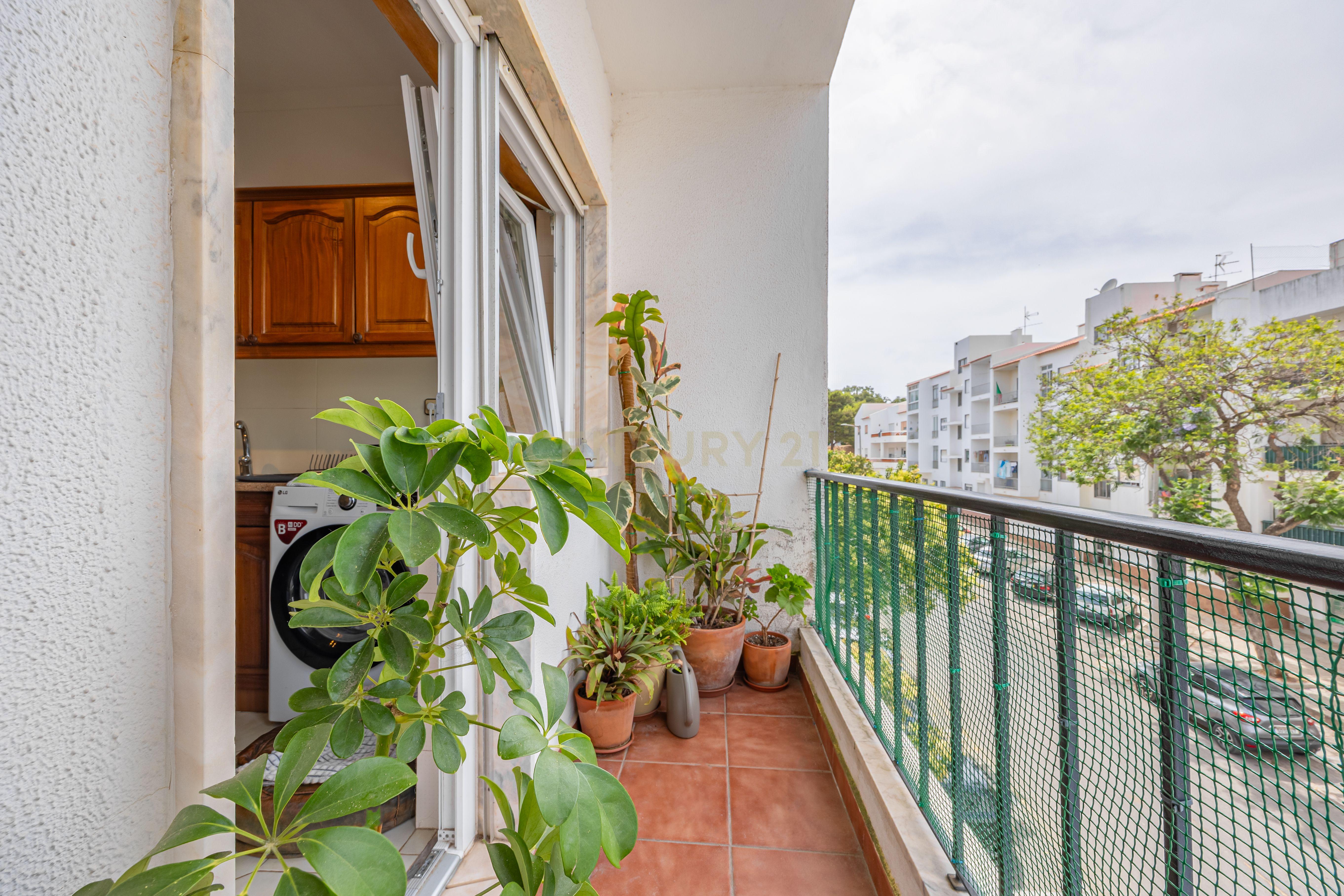 Fotografia 8 de Apartamento T3 com 2 WC, Arrecadação e Terraço com Vista Mar | Ameijeira, Lagos