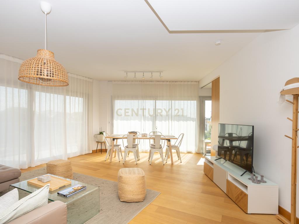 Apartamento T3 Condomínio de Luxo - Qta. Trindade, Seixal - Image 3