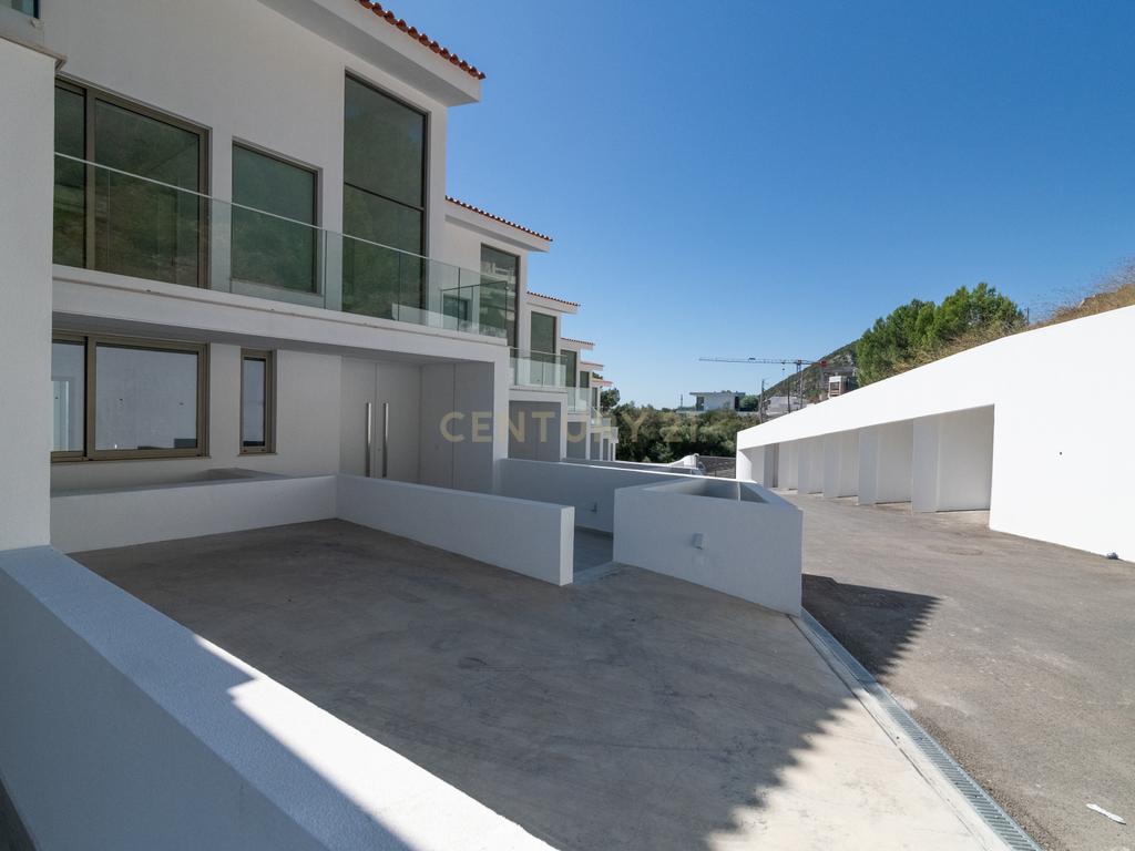 Condomínio Villas d’Ouro – Exclusividade e Conforto no Coração de Sesimbra - Image 66