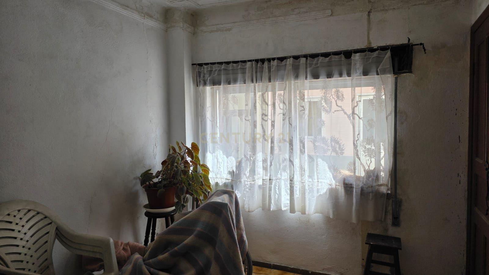 Fotografia 8 de Moradia para recuperar no centro de Pombal - Oportunidade de Investimento