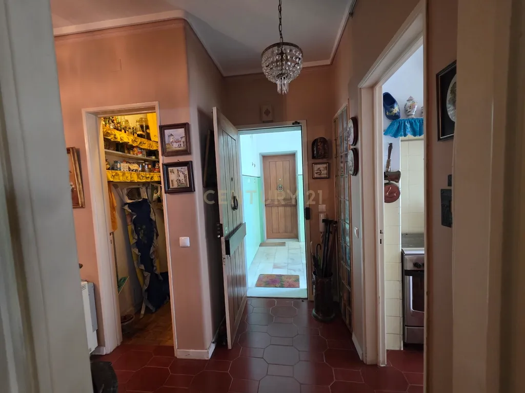 Apartamento em Queluz-Monte Abrão, Massamá Sintra - Oportunidade Única - Image 2