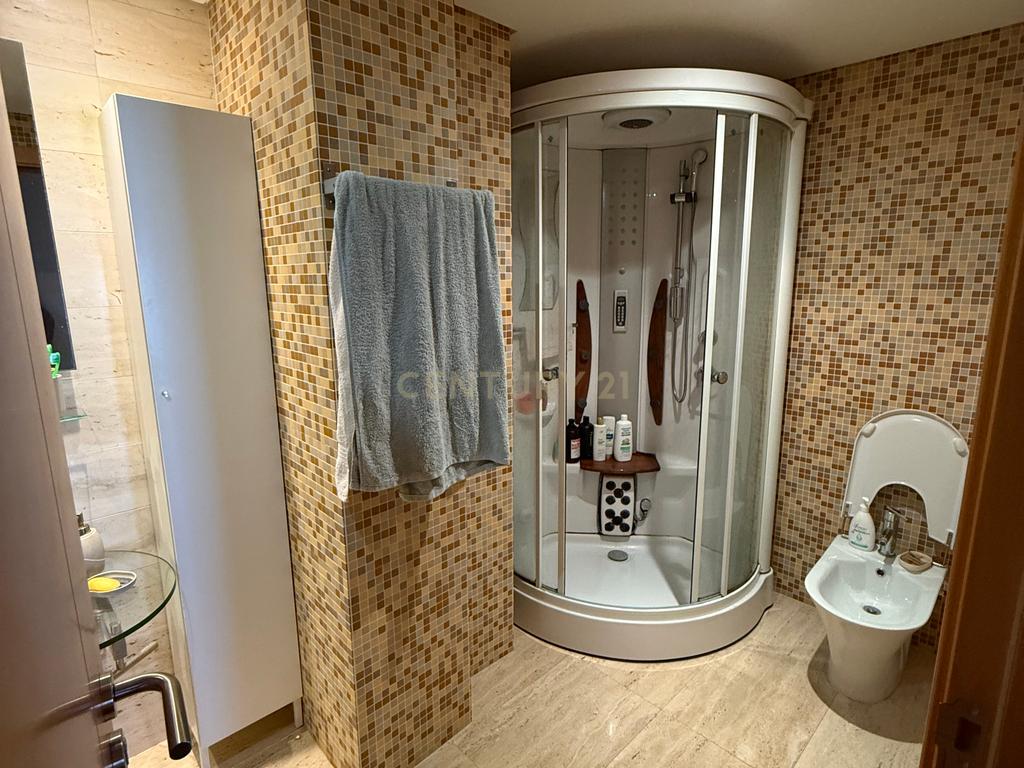 Apartamento T2 Moderno em Odivelas com Vista para a Cidade - Image 15