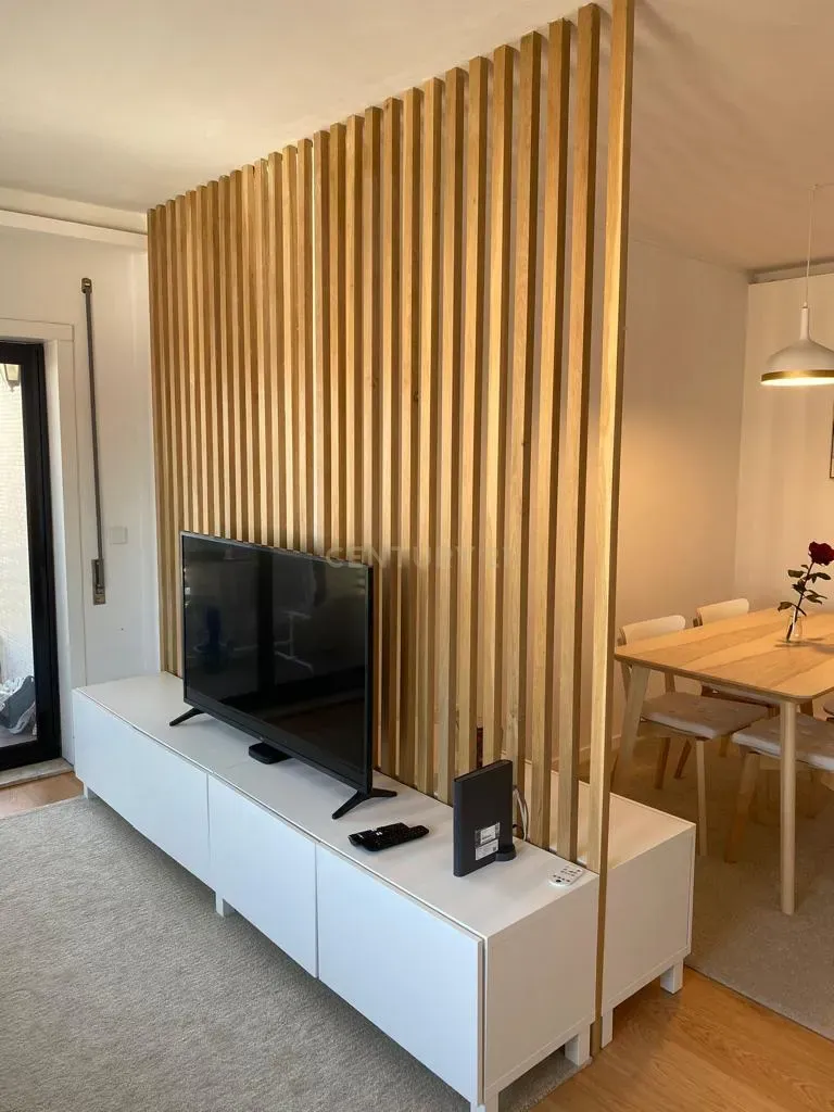 Apartamento mobilado com dois quartos e vista para o mar e para o Porto de Leixões em Leça da Palmeira, Matosinhos - Image 4