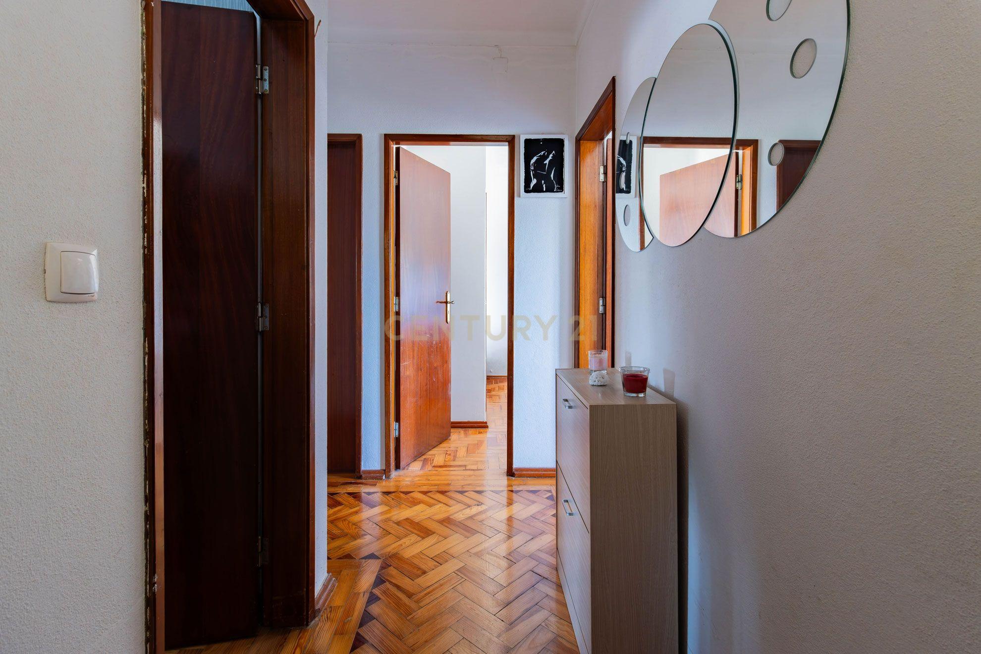 Fotografia 9 de Apartamento T3 com Terraço e Vista Serra em Mira de Aire