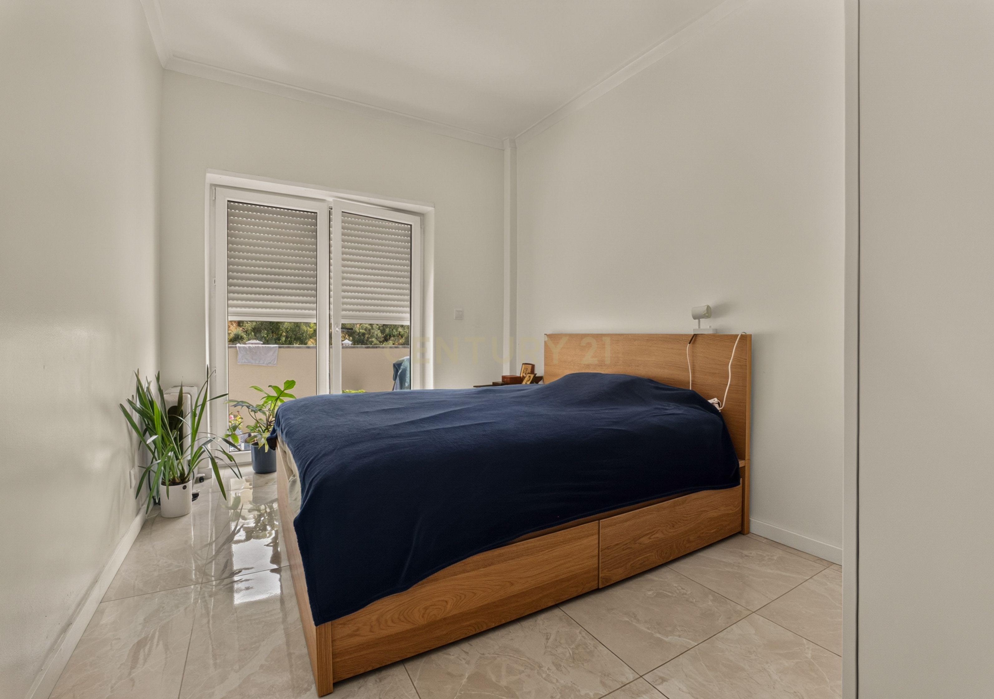 Fotografia 10 de Apartamento T2 totalmente renovado em Cascais | Excelente oportunidade de investimento