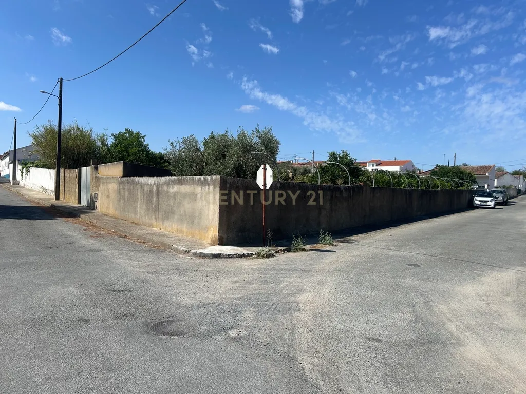Terreno Urbano Murado com Furo de Água e Eletricidade – Casével, Castro Verde - Image 8