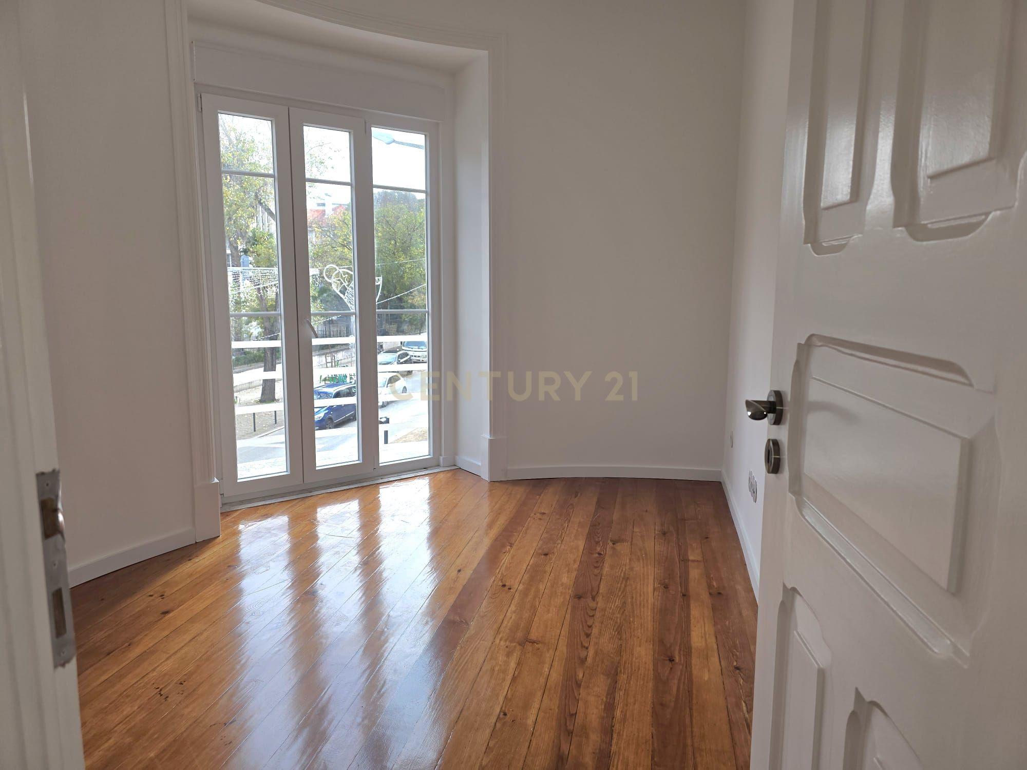 Fotografia 6 de Apartamento T3  Renovado na Penha de França, Lisboa