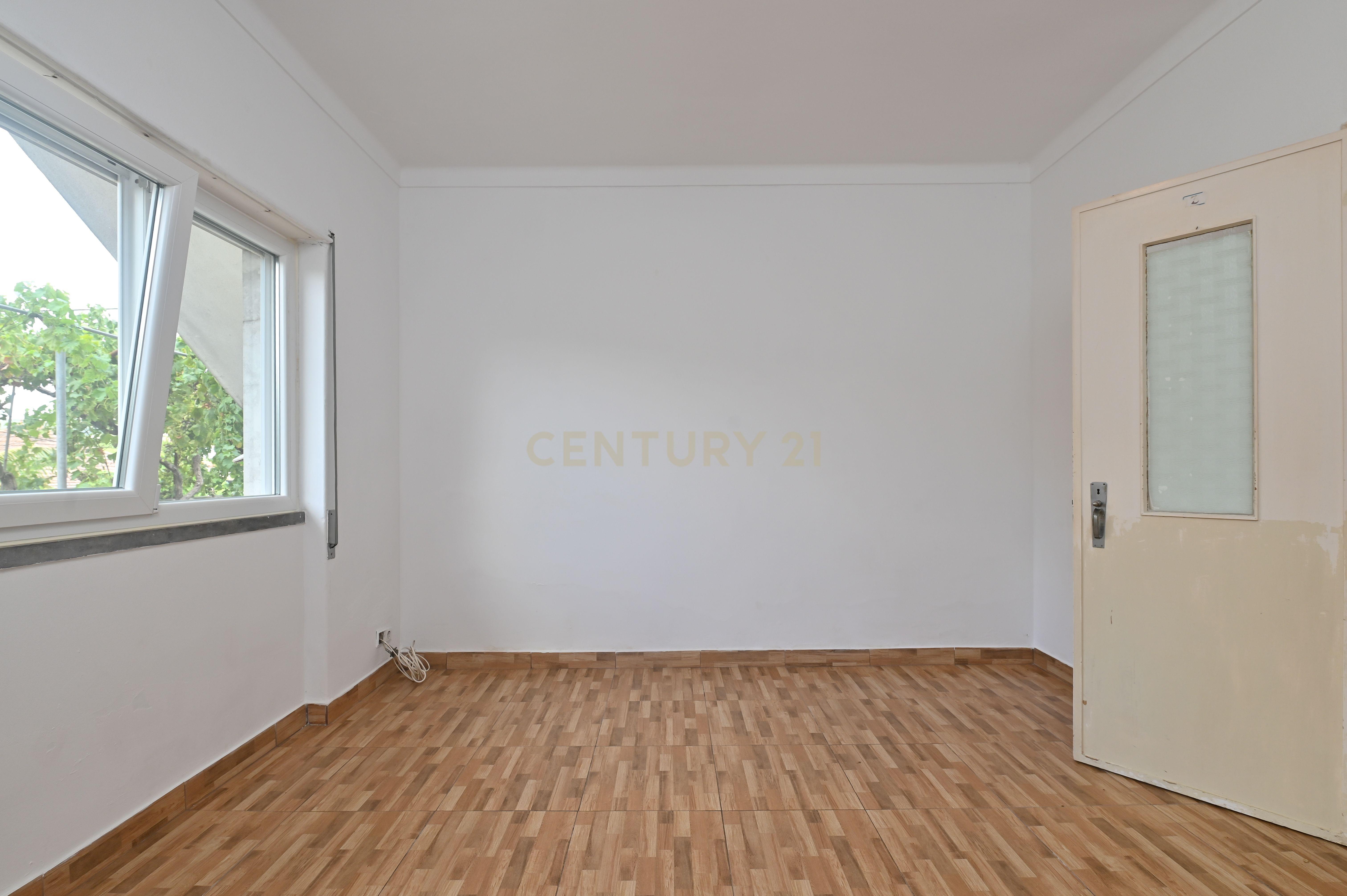 Fotografia 12 de Apartamento T3 em Loures, Lisboa