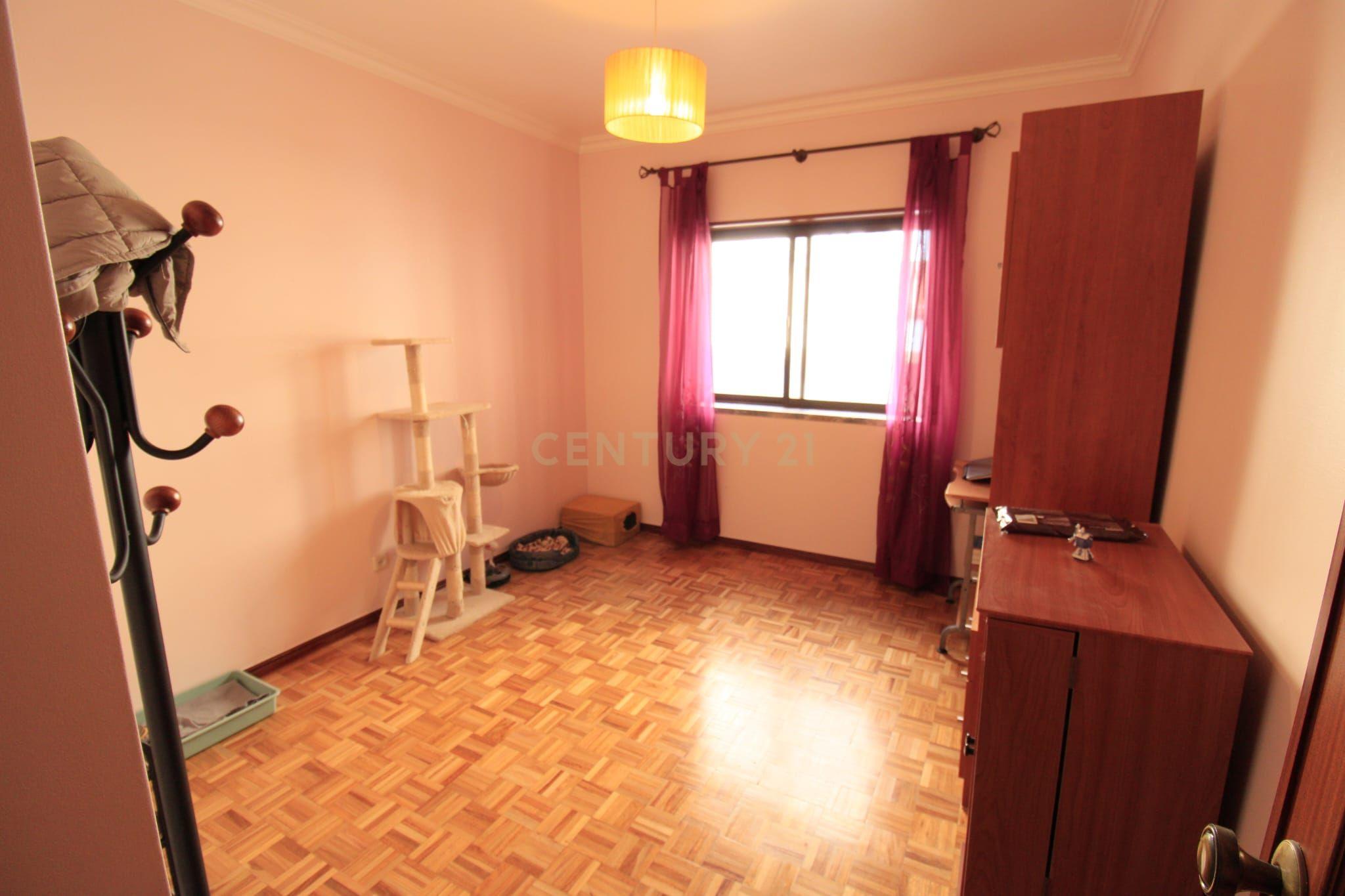 Apartamento T2 com Garagem | Agualva-Cacém - Image 9