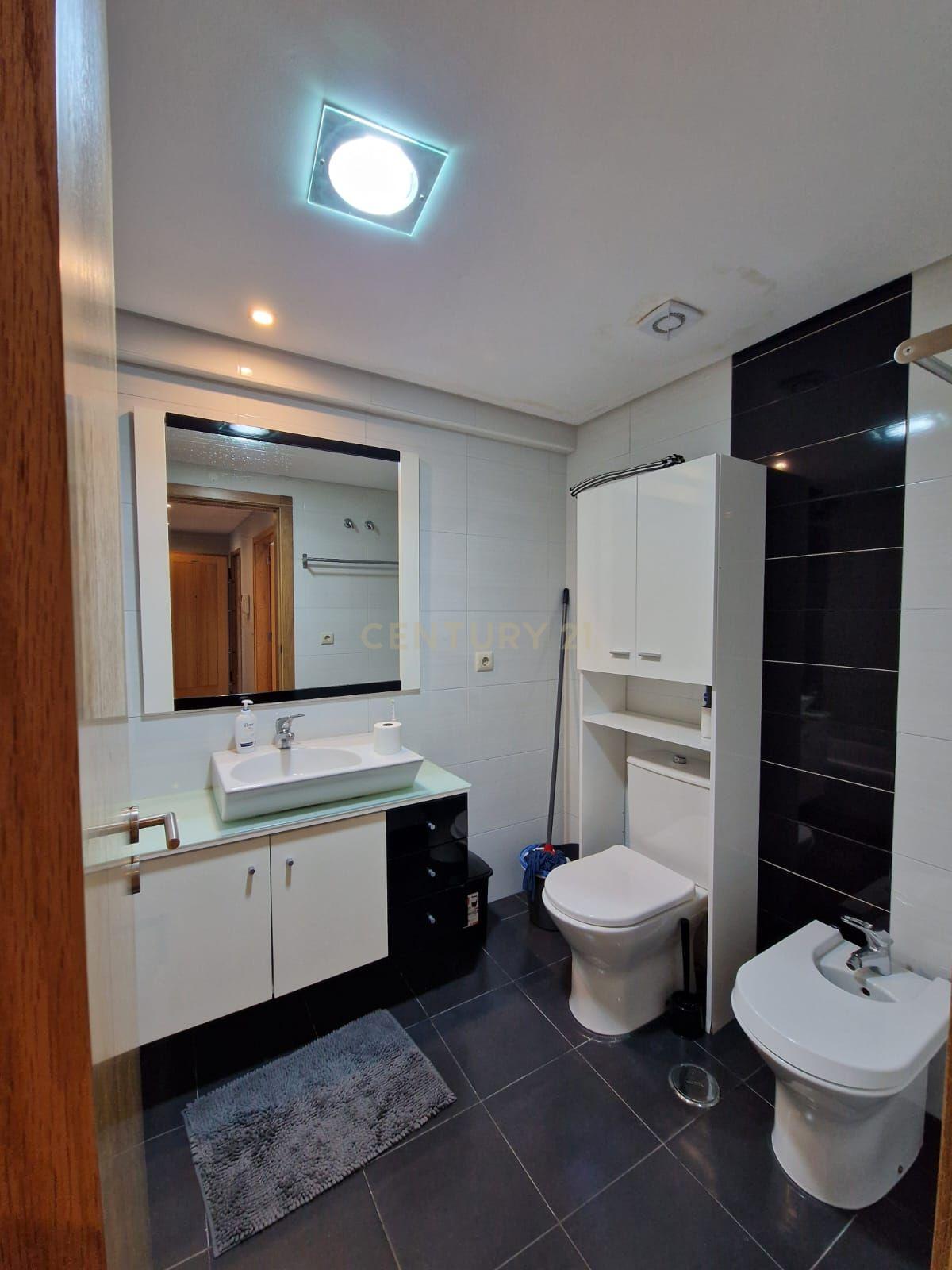 Apartamento T2 em Montijo com Garagem e Boa Exposição Solar - Image 12