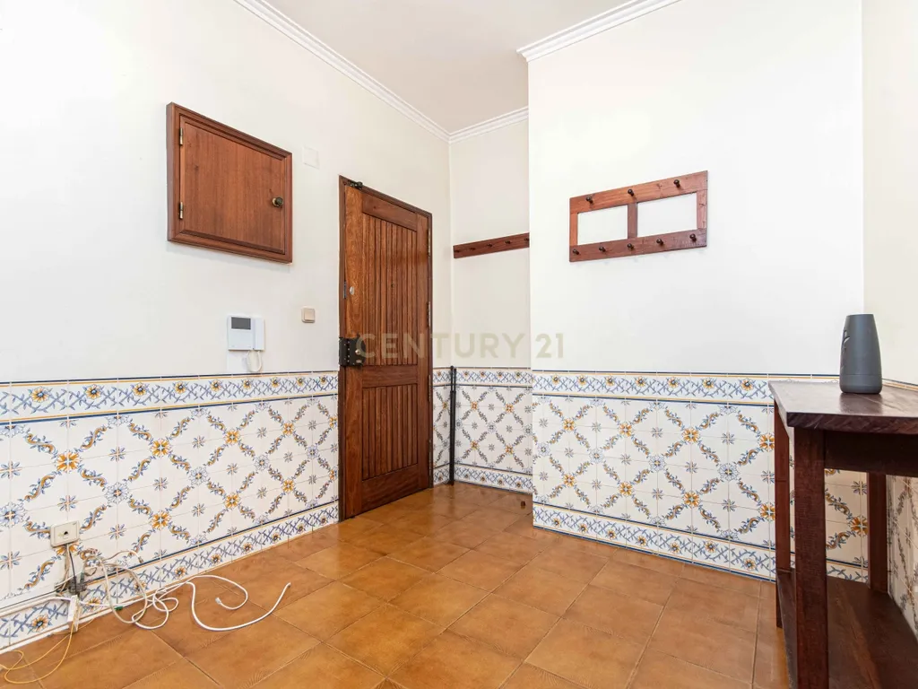 Apartamento T3 + 74m2 de área extra em Agualva-Cacém - Image 5
